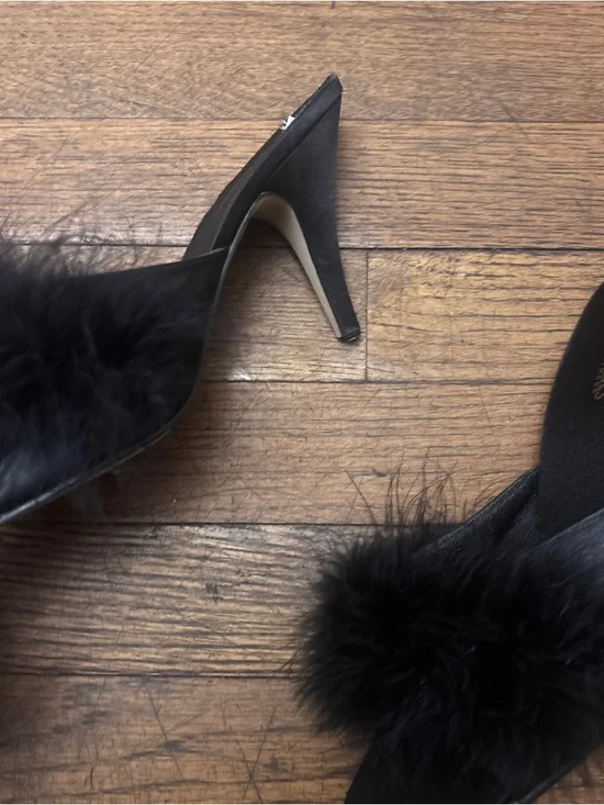 Frederick's of Hollywood Black Furry Slide Heels - Picture 3 of 5